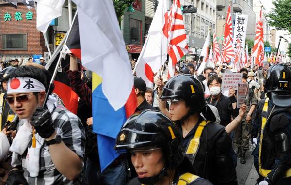 但去年日韩关系恶化后"韩国城"逐渐成为日本极右势力煽动反韩极端