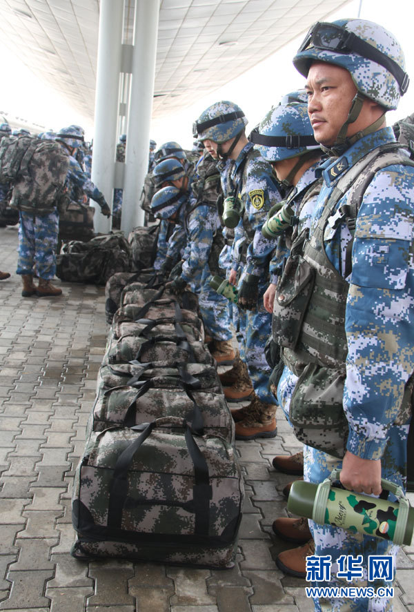 我海军数千陆战队士兵北上作战