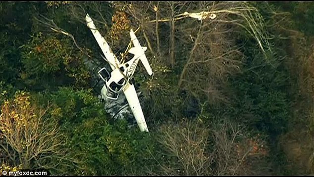 美国再次发生飞机空中相撞事故