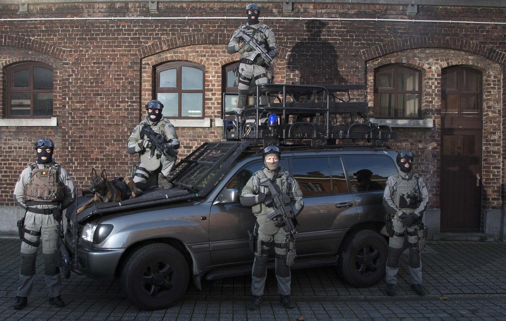图片故事:全球各国特警部队装备大盘点