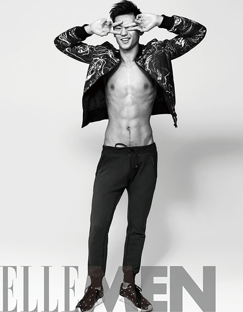 日前宁泽涛为《ellemen》拍摄了一组时尚写真,半裸亮出肌肉完爆超模