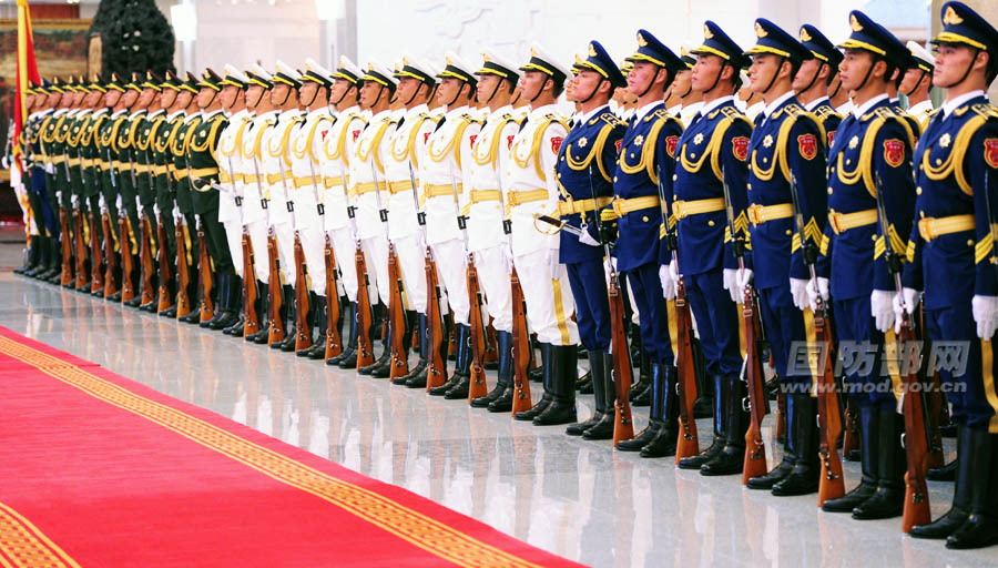解放军征兵广告之三军仪仗队篇