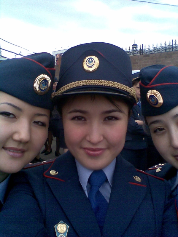 感受不一样的哈萨克女兵风采