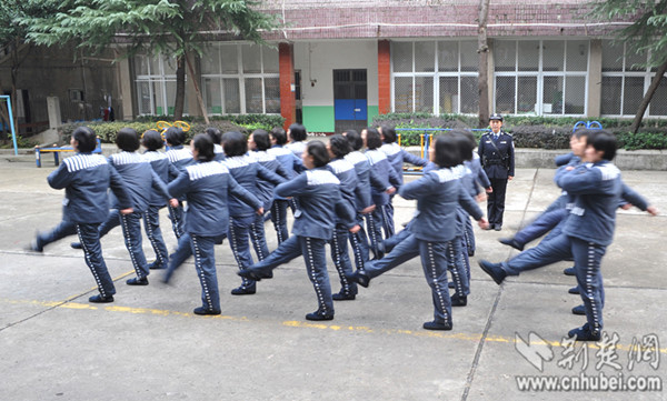 武汉女子监狱民警林雪飞:21年拯救无数失足灵魂