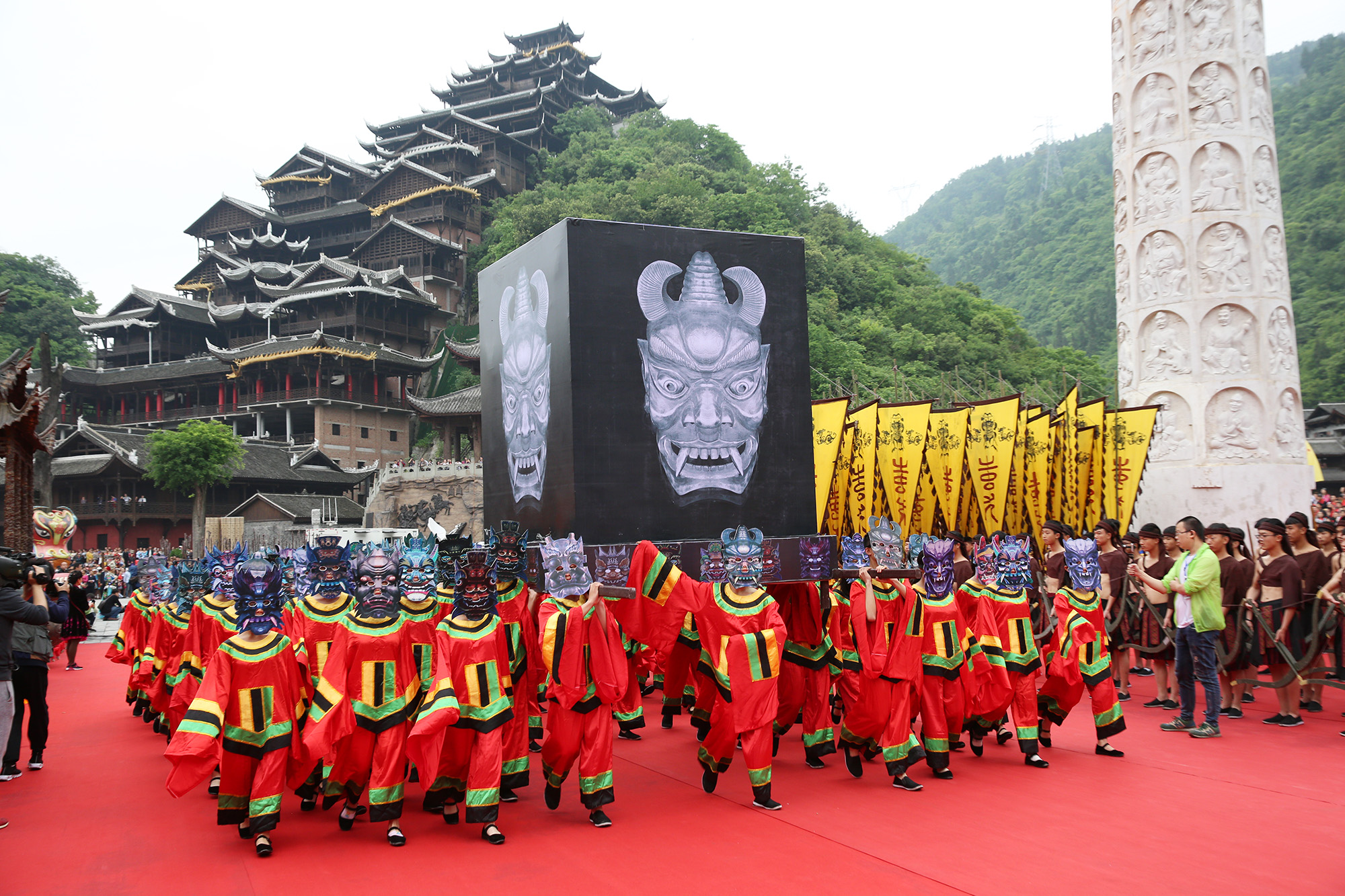 揭开苗族神秘面纱见证九黎城祭祀蚩尤大典