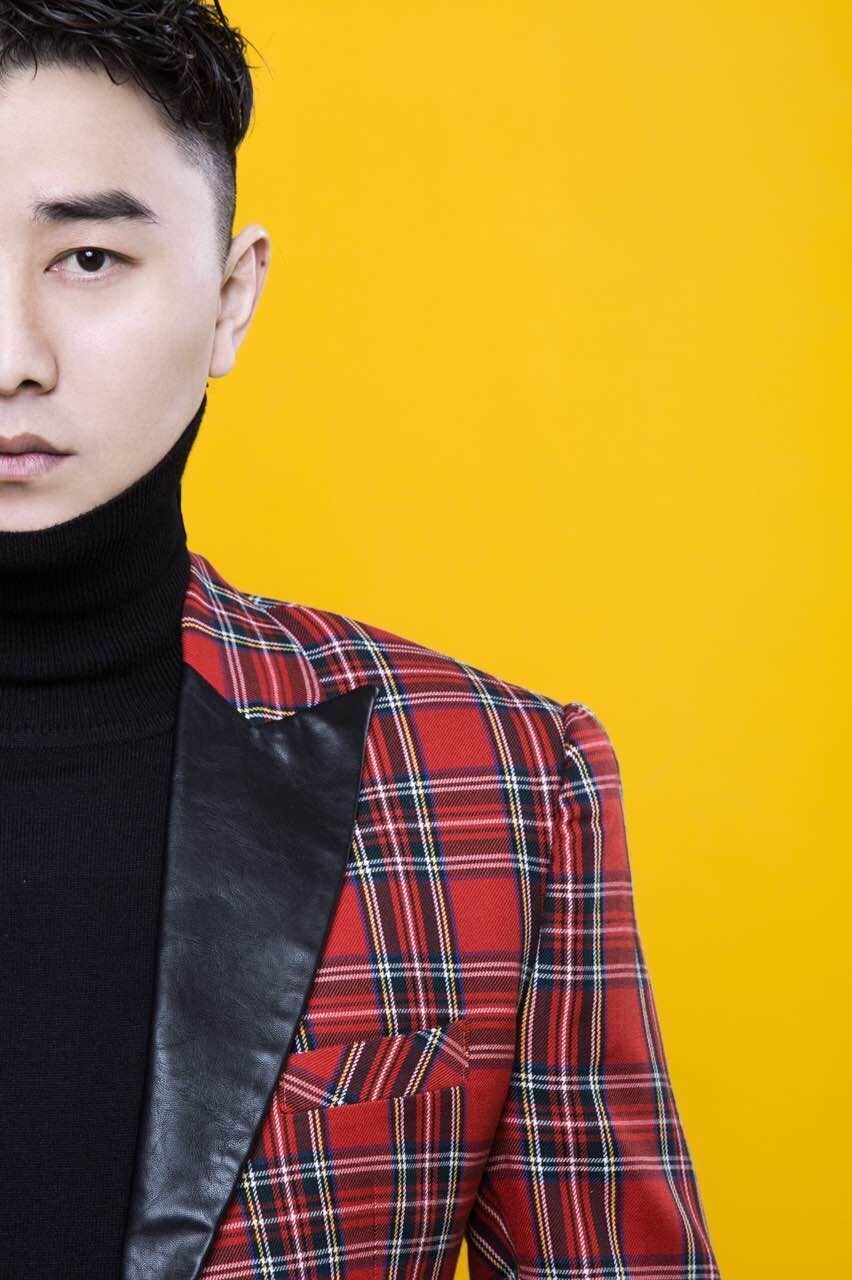 莫日根首次尝试兄弟情义歌曲 新《兄弟难当》