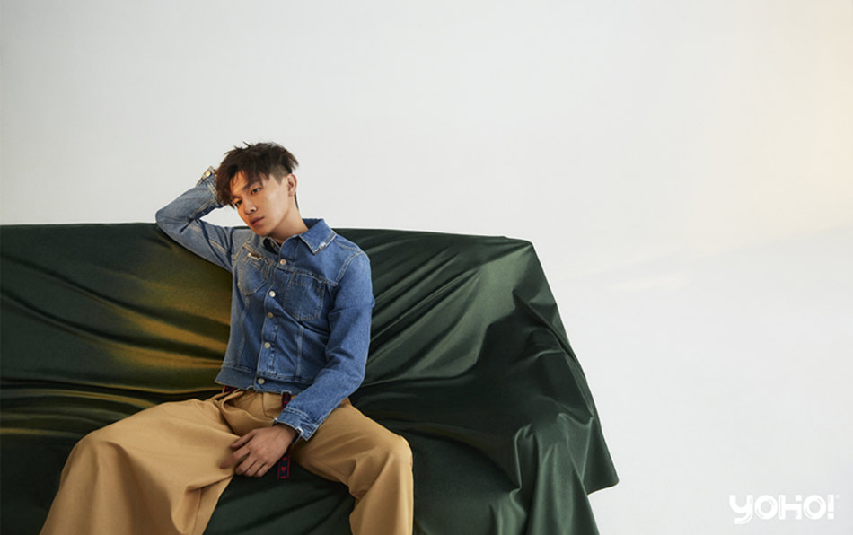 5 杨旭文写真随性时尚 阳光少年尽显魅力