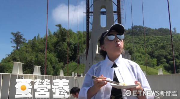 嘉义县长张花冠拍摄魔性mv 网友听完直言被超渡