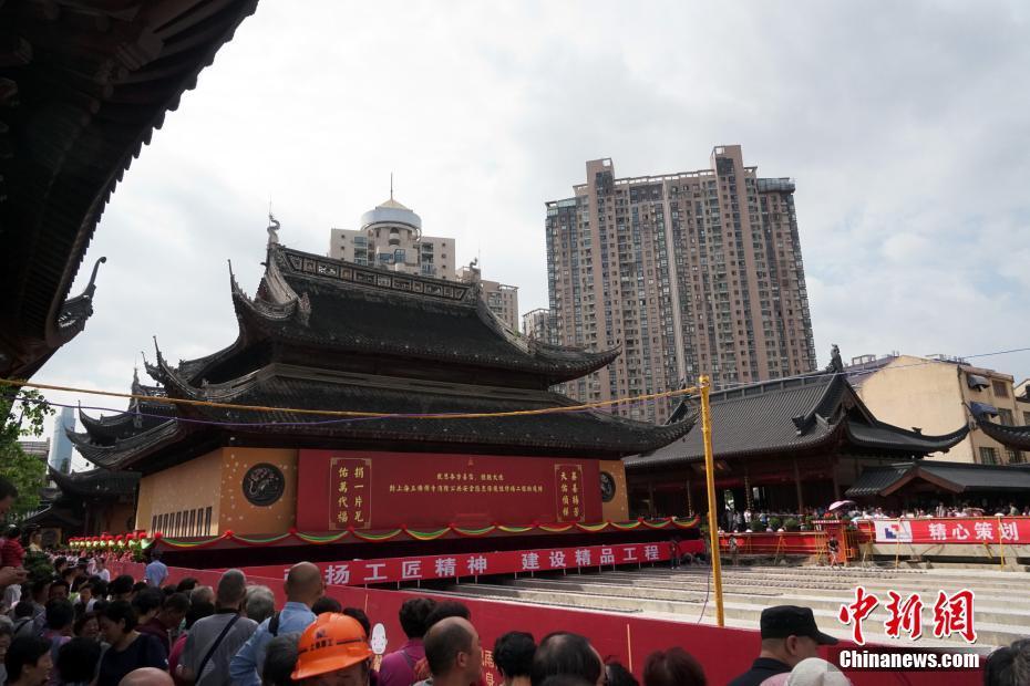 13 上海玉佛禅寺大雄宝殿平移顶升即位