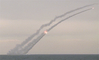 俄潜艇连射巡航导弹命中目标