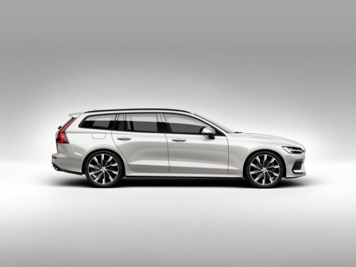 14 沃尔沃发布全新2019款v60混合动恋车