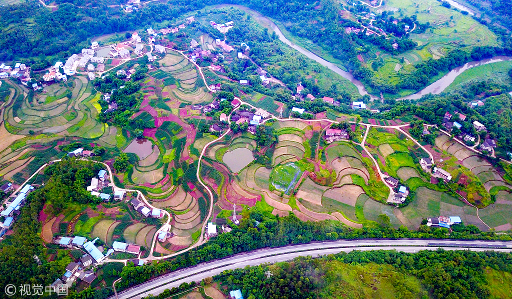 四川广安初夏山村别样美