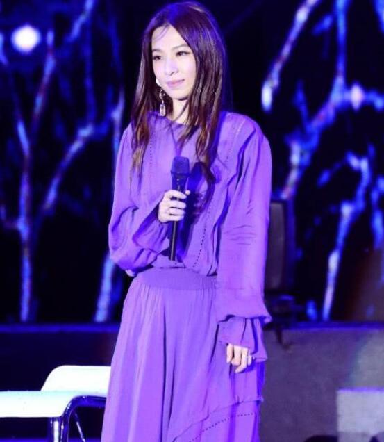 此后,田馥甄反黑站还直接晒出了张韶涵粉丝蹭热度的证据截图