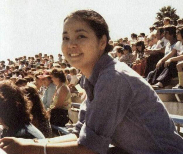 邓丽君年轻时不化妆的罕见照 歌迷也不一定见过!