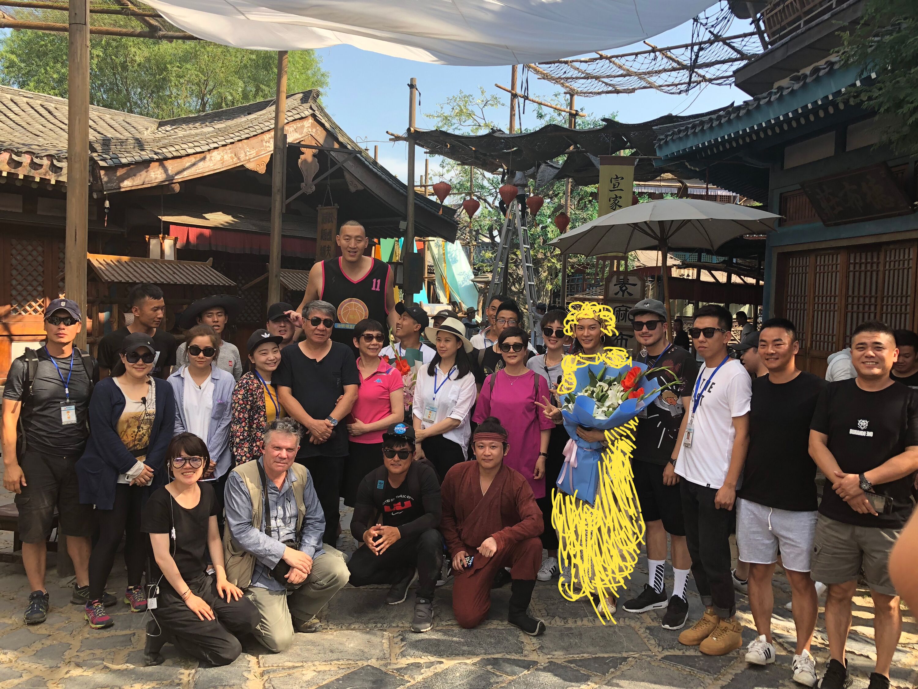 王嘉新戏《图兰朵》杀青落泪 刻苦练武三个月