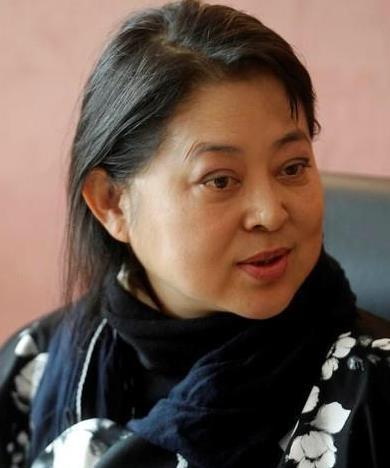 倪萍晒近照恢复正常体态,曾因病体辞去《等着你》主持人工作