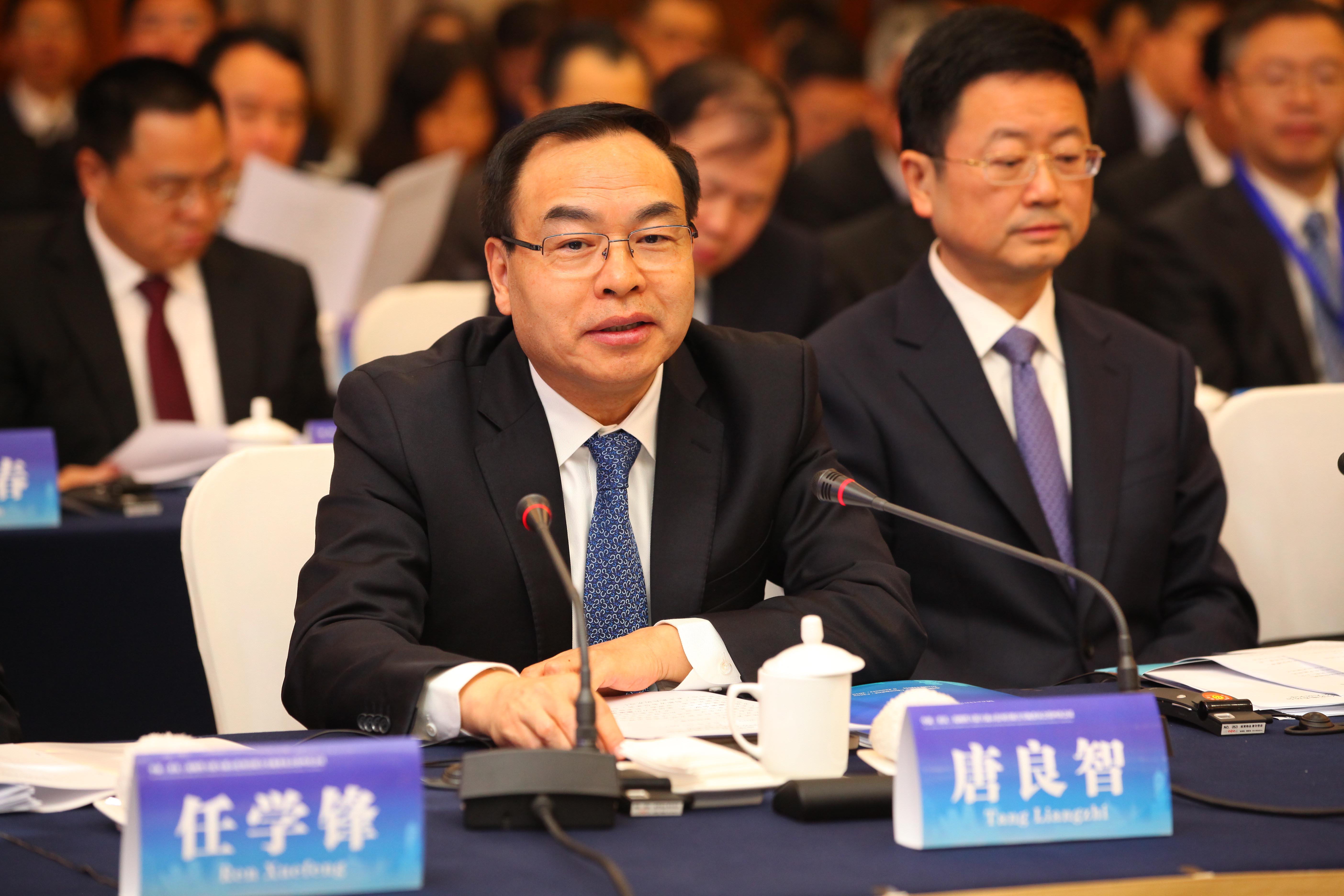 中共重庆市委副书记,市长唐良智在中新互联互通项目联合实施委员会第
