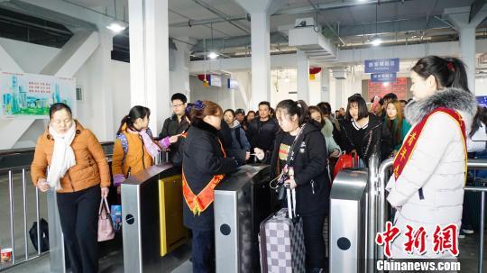 海口美兰机场出入境旅客突破100万人次创历史同期新高