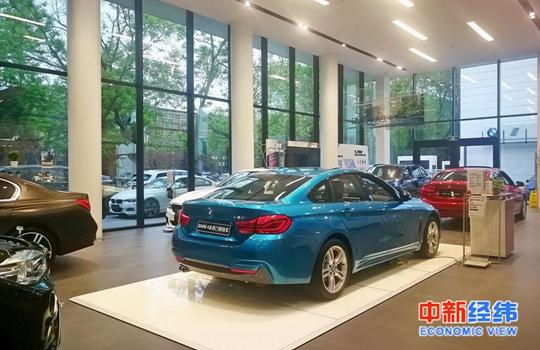 多家4s店仍收金融服务费:贷款买36万宝马交7500元