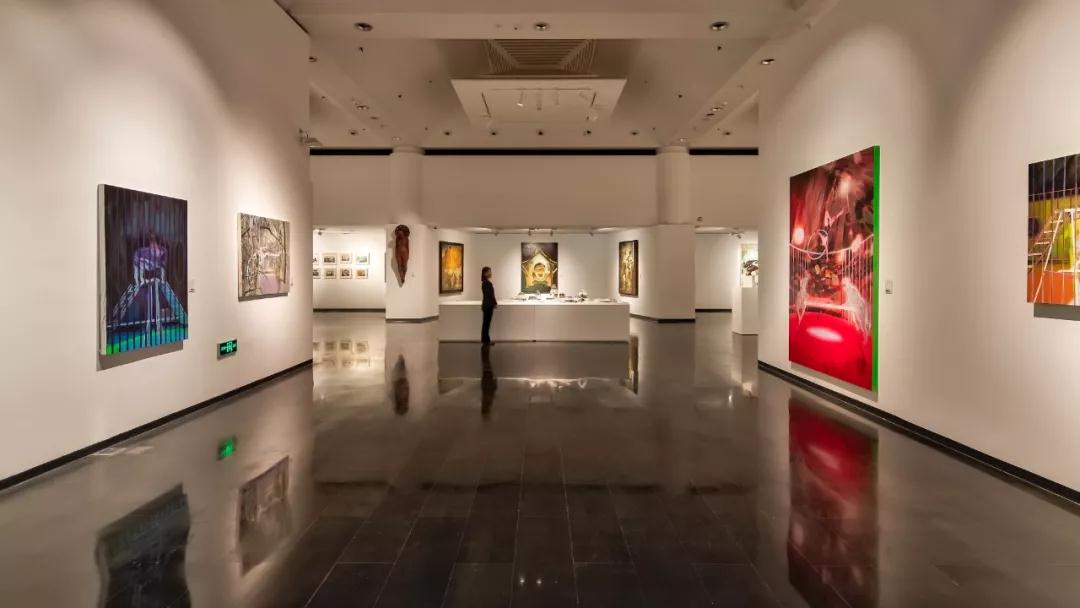 清华美院2019硕士毕业展开幕 作品展现创造力