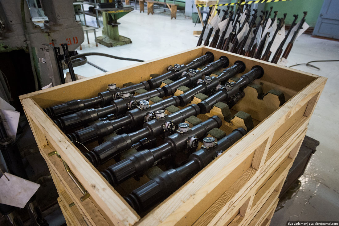 走进卡拉什尼科夫步枪制造厂看步枪怎么被造出来