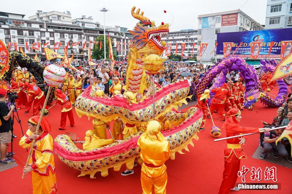 2019年广西环江毛南族分龙节演绎五龙布雨