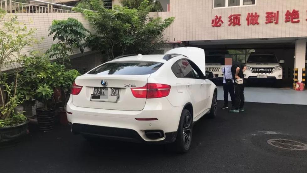 宝马X6乱鸣喇叭被扣车半年！车主不要车上百万打水漂！内幕惊人！（最新发布）