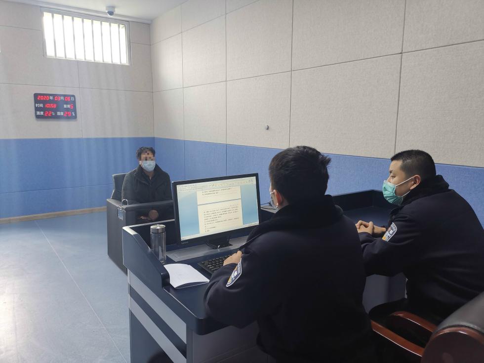 连云港警方侦破一起26年前命案，嫌犯已是收购木材的小老板
