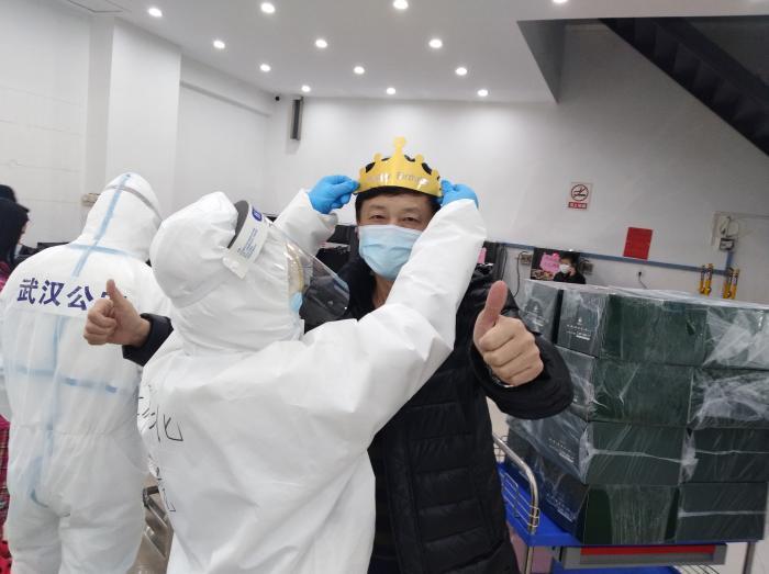 一名患者的自述：方舱医院里，藏着你不了解的人间烟火