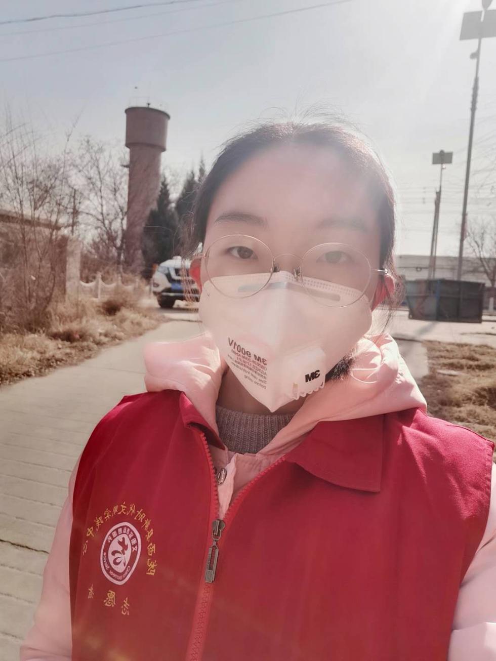 00后大学生志愿者：家事国事天下事，事事关心