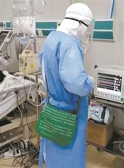 她每天与病毒“亲密接触”,离“热搜”很远,被补助“遗漏”……