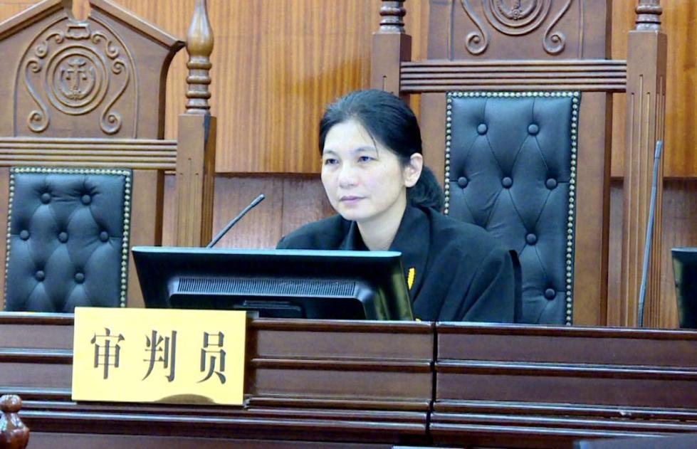 男子以帮人免摇号买房之名诈骗46万 被判6年6个月