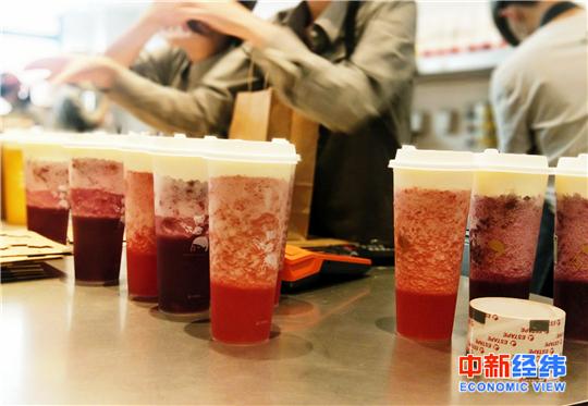 疫情后有没有报复性消费?网友:你心里没点数吗?