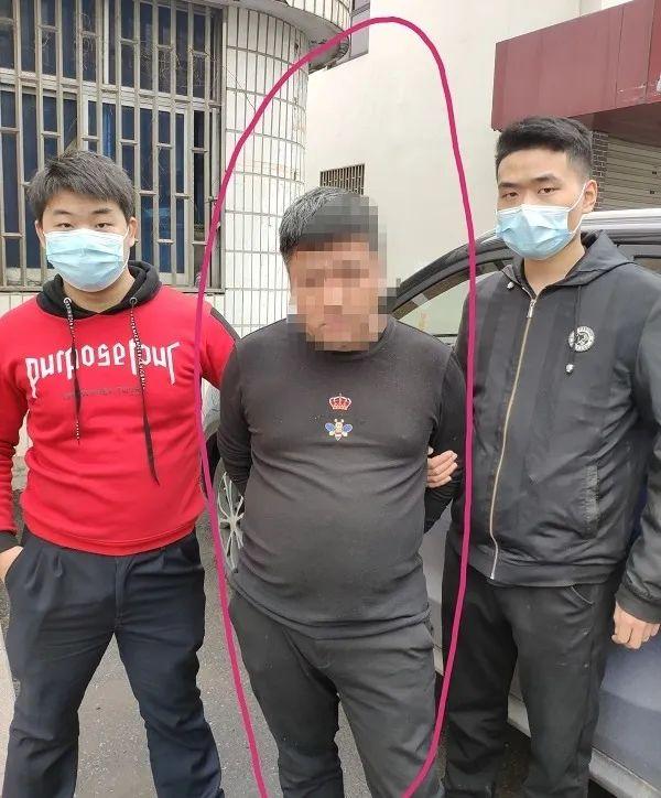 没想到！疫情好转，男子忍不住出来透透气，结果就被“请”进了派出所……