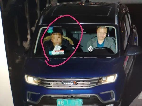 没想到！疫情好转，男子忍不住出来透透气，结果就被“请”进了派出所……