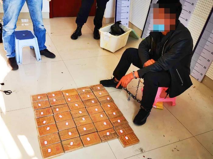 昆明警方破获特大贩卖毒品案 缴获毒品17.35公斤