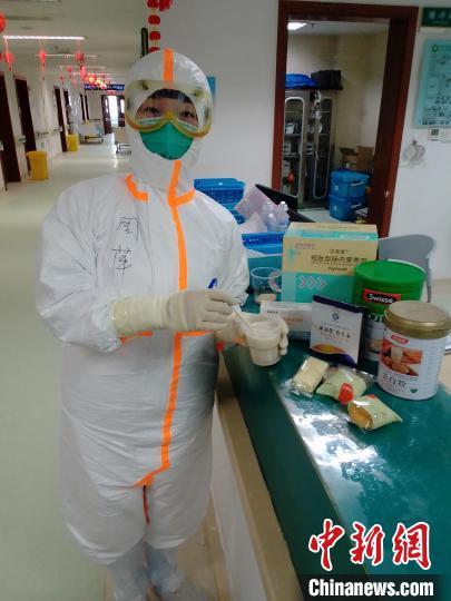 上海援助湖北护士周萍：“病人欢欢喜喜出院是对我们的最大安慰”
