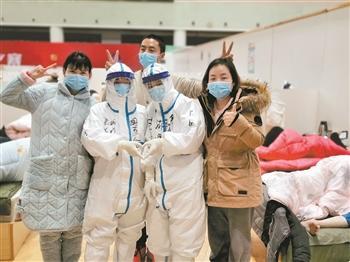 方舱病友拍视频成新晋网红：一切要从广播体操说起