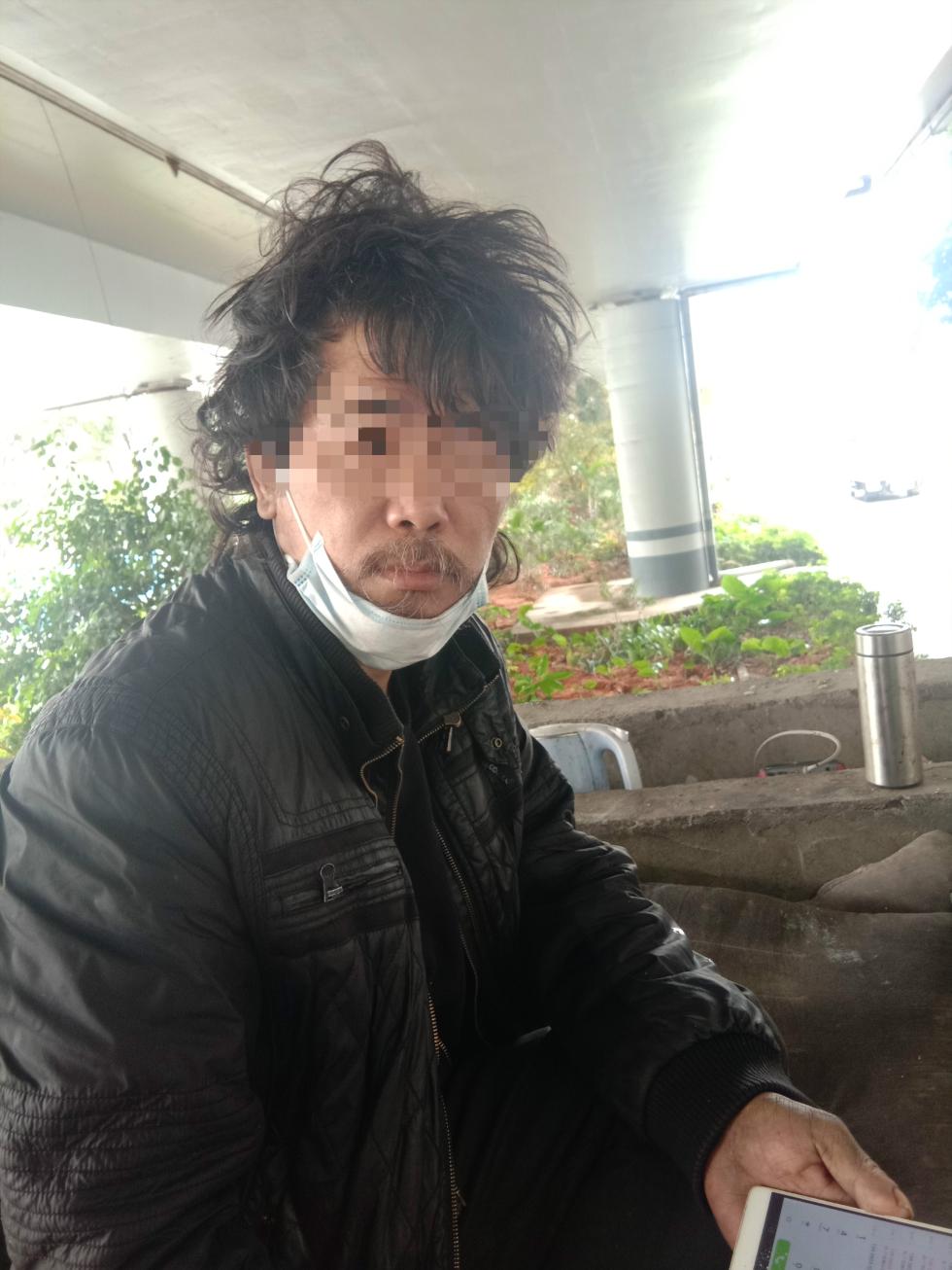 皖籍男子流浪多年不愿回家：政府安排救助，弟弟赴深圳劝说