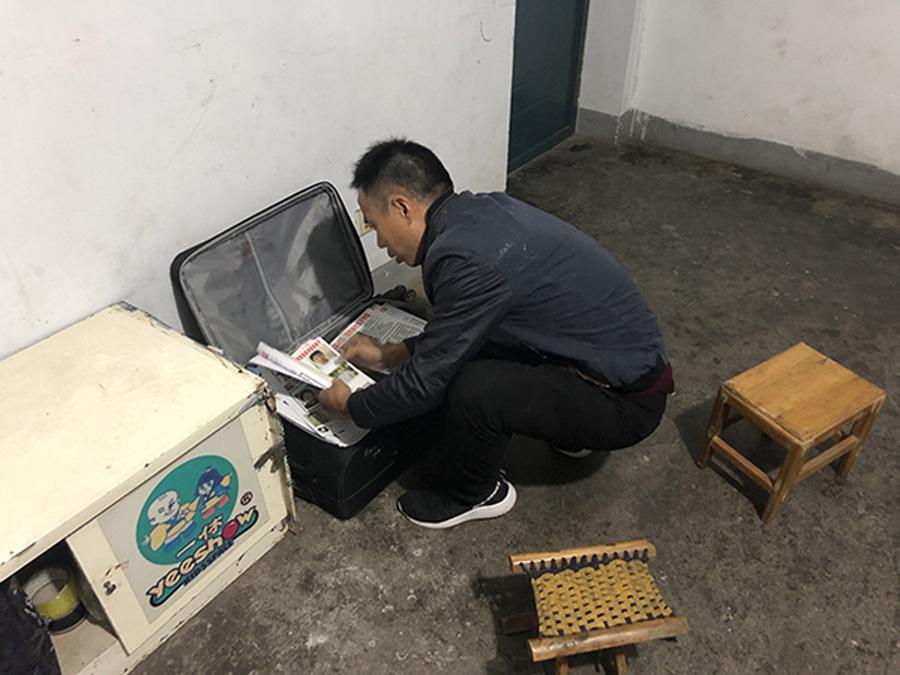 申军良认亲之后的喜与忧：为儿子迁户口改名，转学还没着落