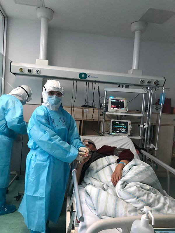 战重症｜接管52天，陕西援汉护士长第一次关掉重症病区的灯
