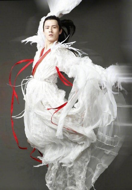 刘昊然《妖猫传》定妆照曝光 化身翩翩白衣少年仙气十足