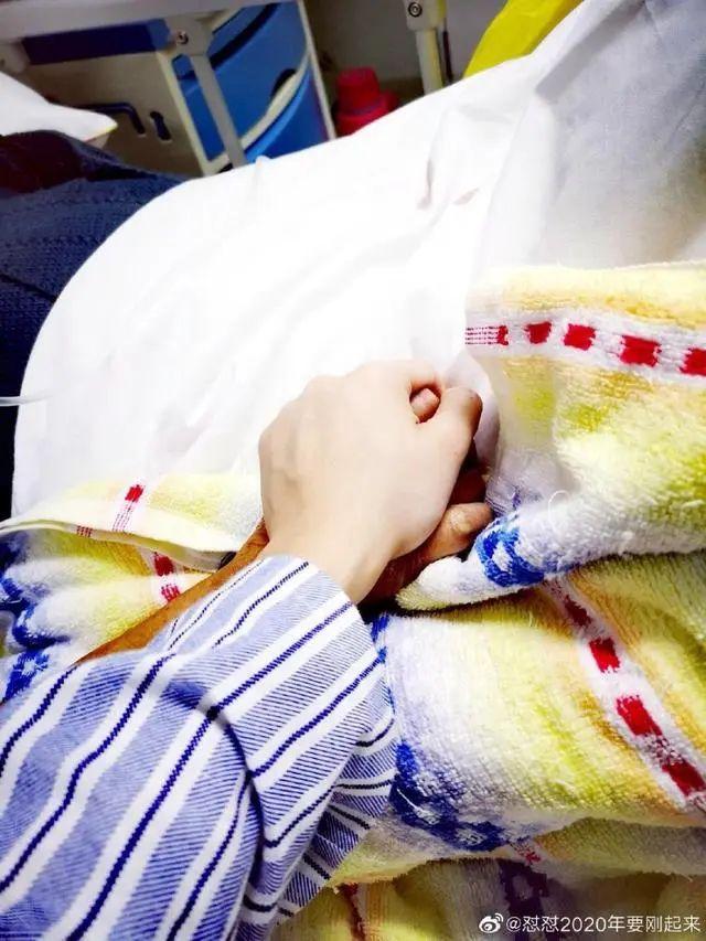 到火神山照顾外婆的姑娘，解除隔离了