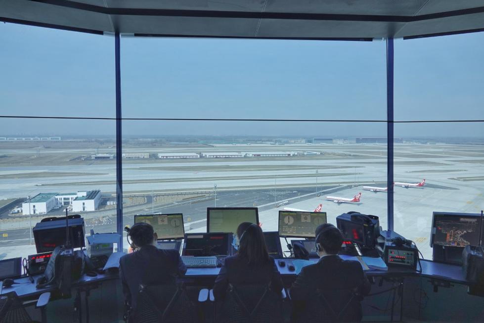 华北空管局保障大兴机场航班转场：厦门航空一次性转场大兴
