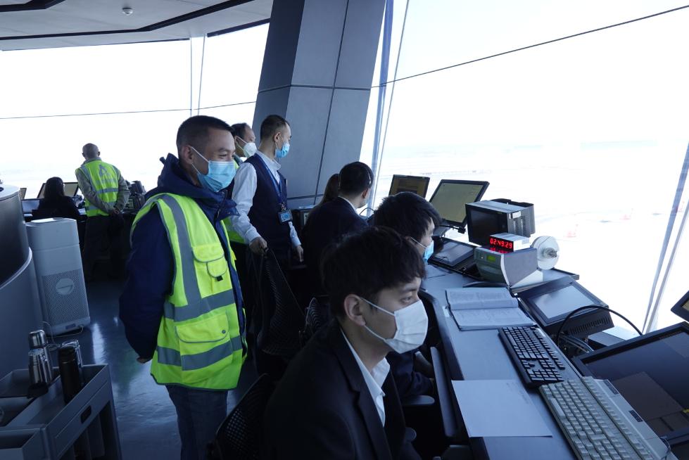 华北空管局保障大兴机场航班转场：厦门航空一次性转场大兴