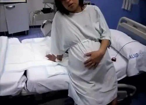 短短几年，女子与4个不同的男朋友生了5个孩子！原因让网友怒了…