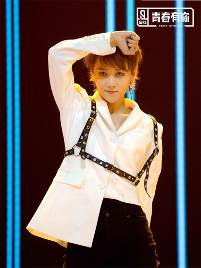 《青你2》训练生凭实力圈粉 安崎刘雨昕获盛赞