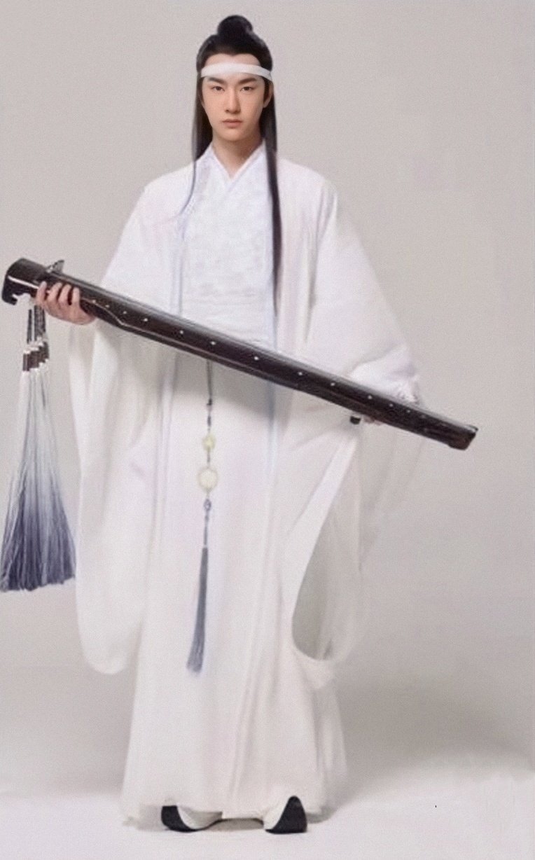 王一博蓝忘机初始定妆照曝光 造型风格不一显呆萌