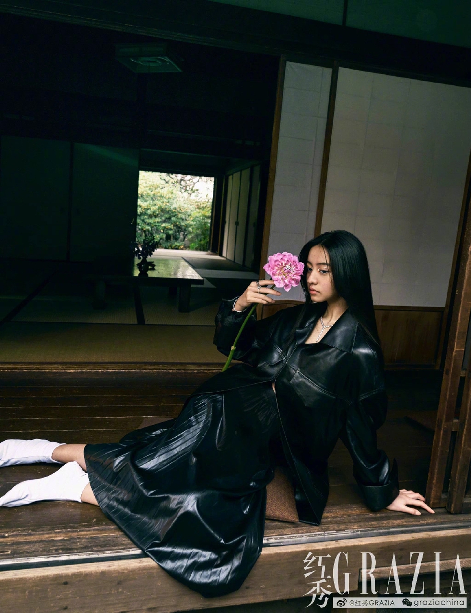 木村光希演绎日式庭院大片 美少女含苞待放清新灵动