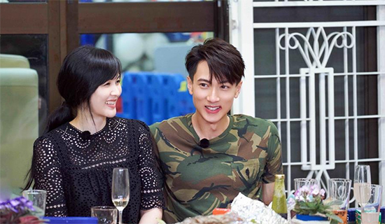 《婚前21天》吴尊爱粘人 傅首尔老刘曝婚纱旧照